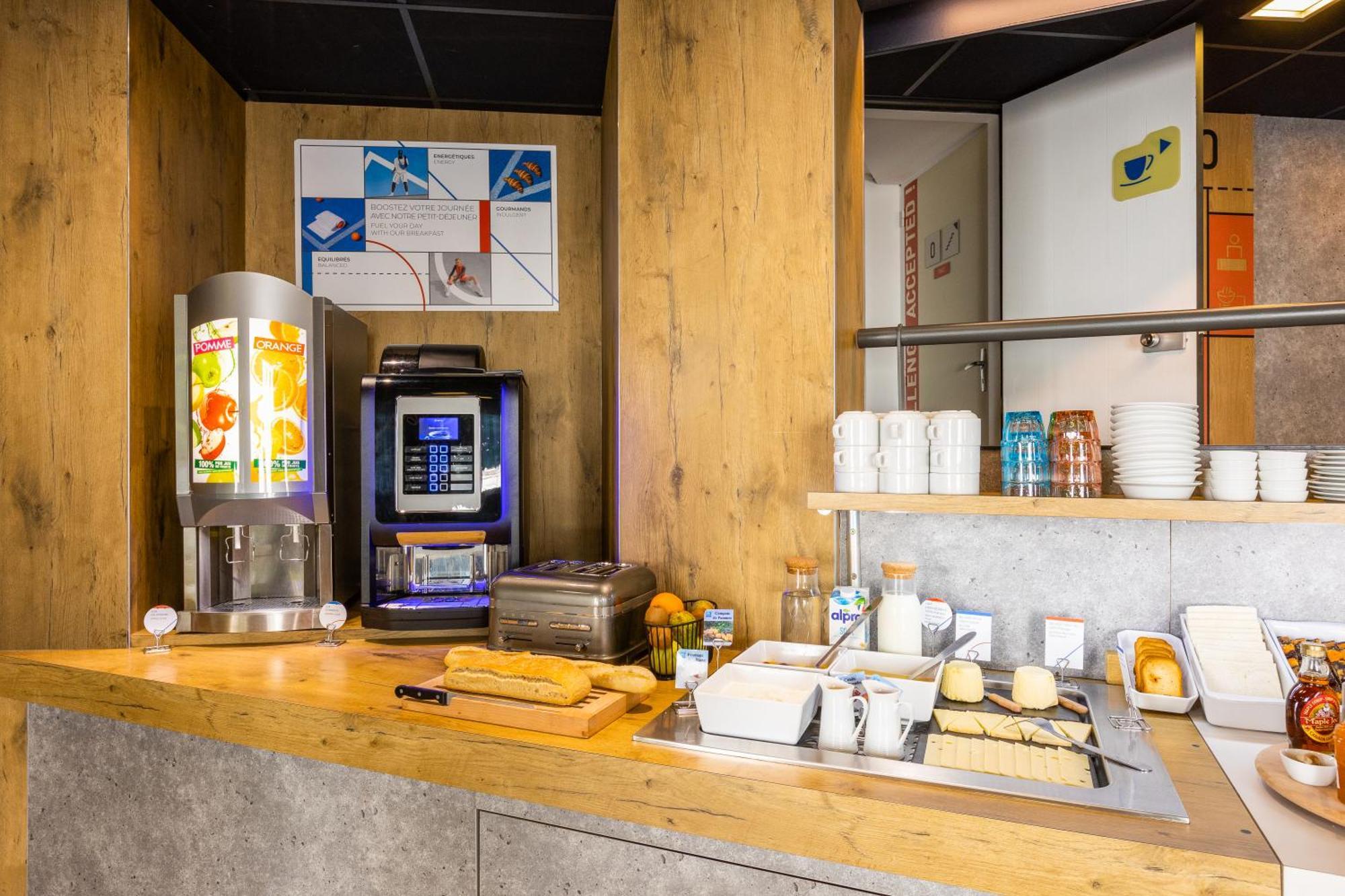 Ibis Budget Angouleme Centre Luaran gambar